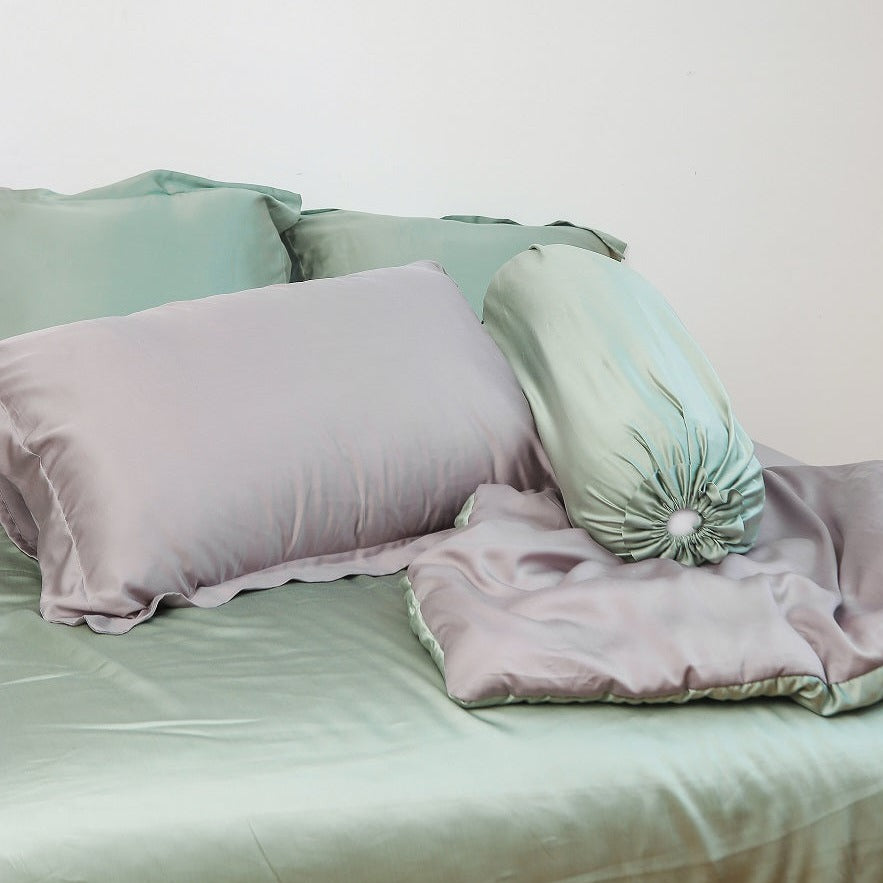 Dinner at Tiana's TENCEL™ Lyocell  -  Bed Cover